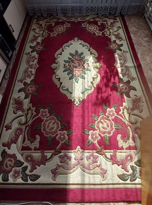 Продам 2 ковера в идеальном состоянии по 25000 за 1 шт