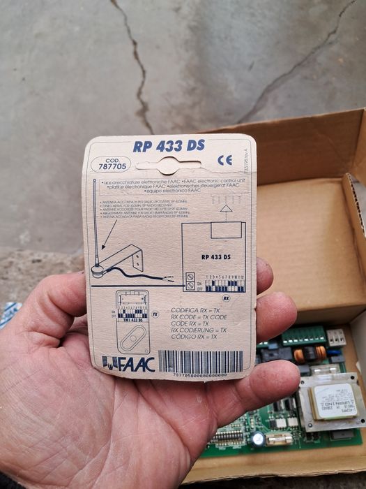 Telecomanda faac.antena radio frecventa,și selector