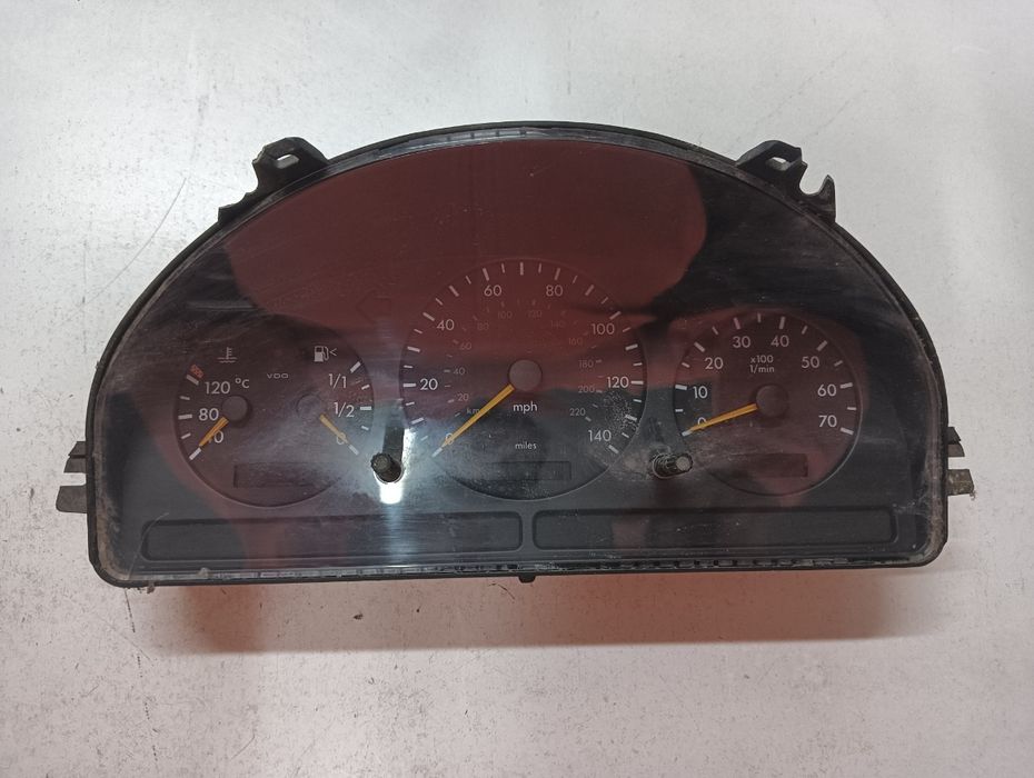 Ceas Bord Mercedes-Benz M-Class W163 1998 - 2005 A1635402247