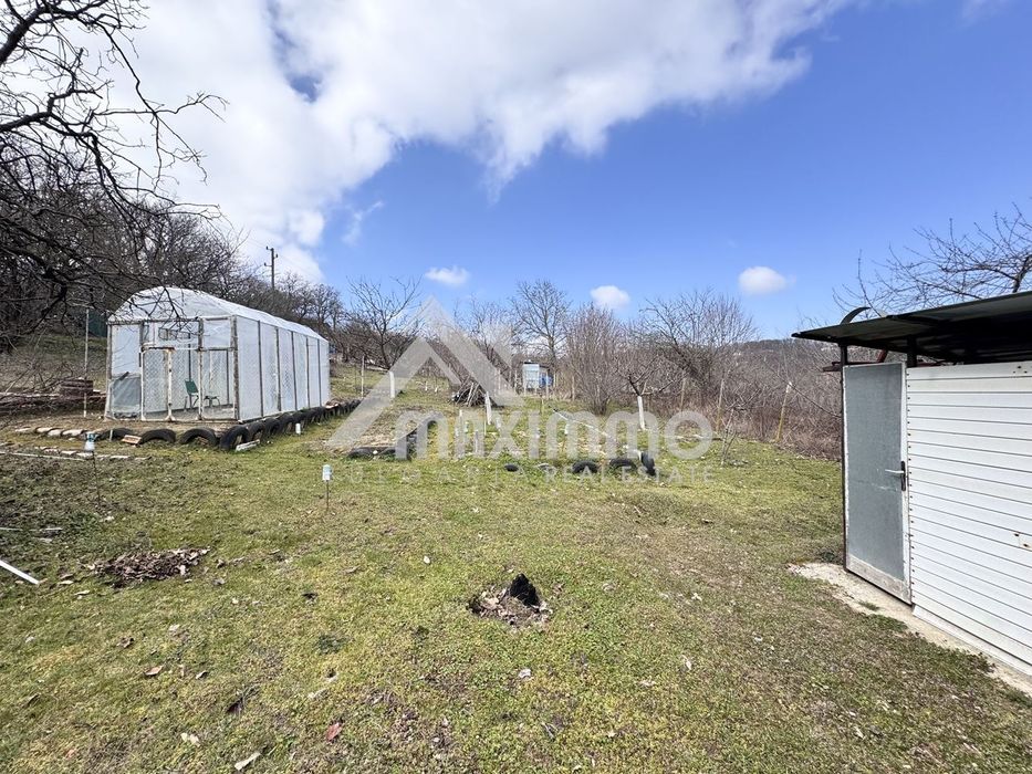 Парцел в Варна-м-т Боровец - юг площ 1200 цена 59900