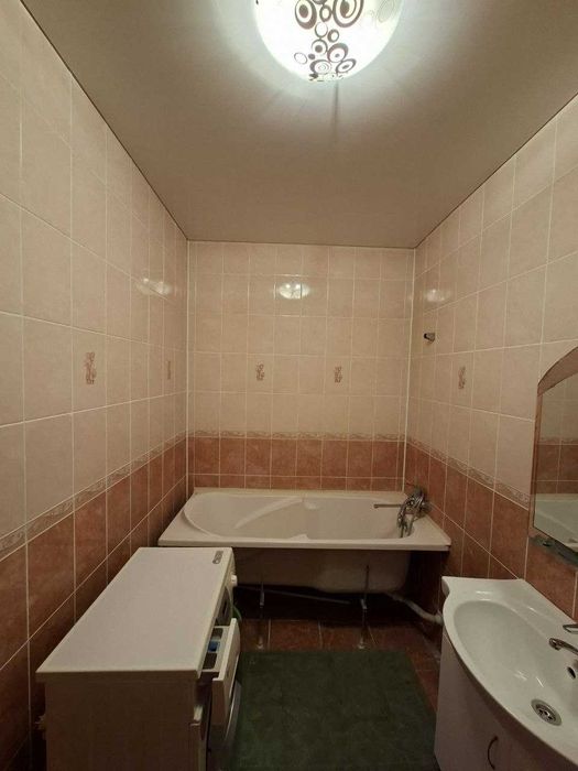 Продам 1комн кв Батыс 1 Гипер Дина
