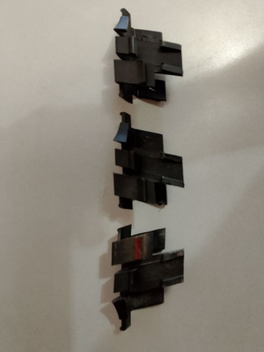 Крепление решетки радиатора БМВ е34