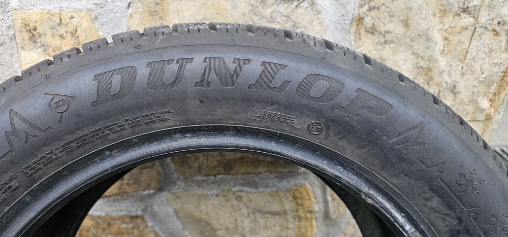 Dunlop 5 броя 235/55/17