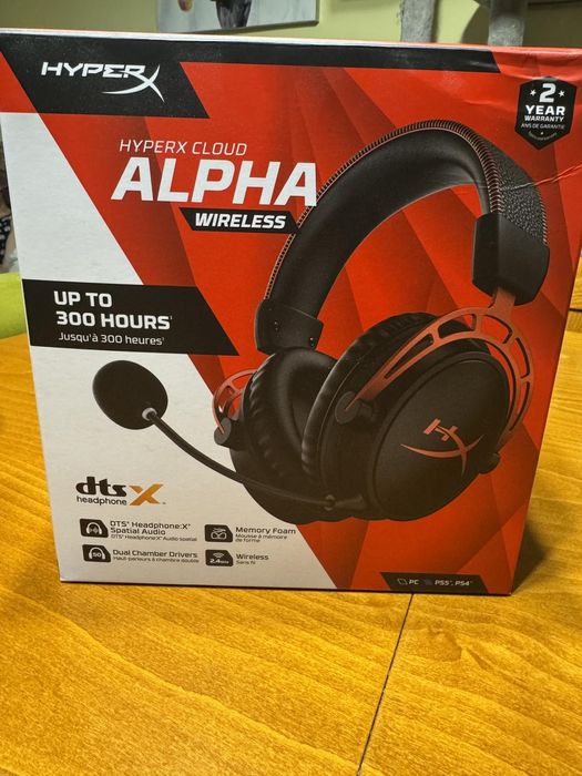 Hyperx Cloud  Alpha Wireless