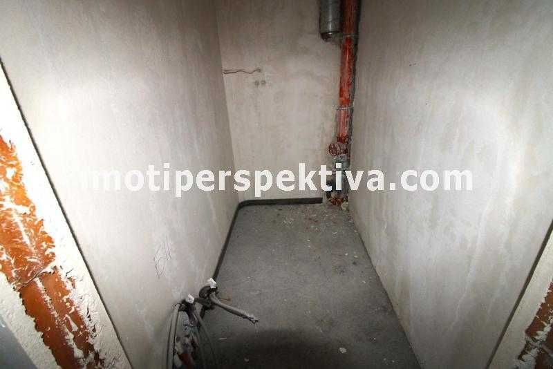 реф.18793 Нова луксозна сграда, среден етаж-Коматевски възел!