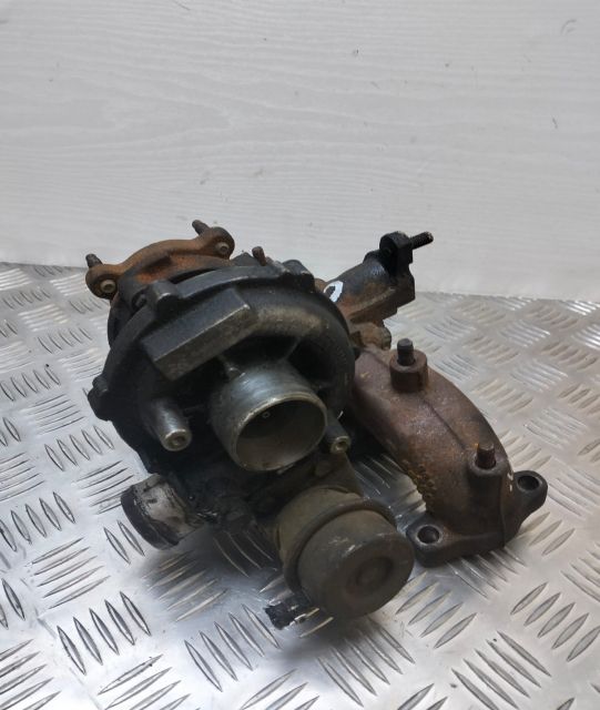 Turbina Turbo Turbosuflanta 1.4 TDI 045145701 Skoda Fabia 6Y seria