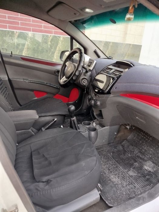 Oq spark 4ta baloni yangi