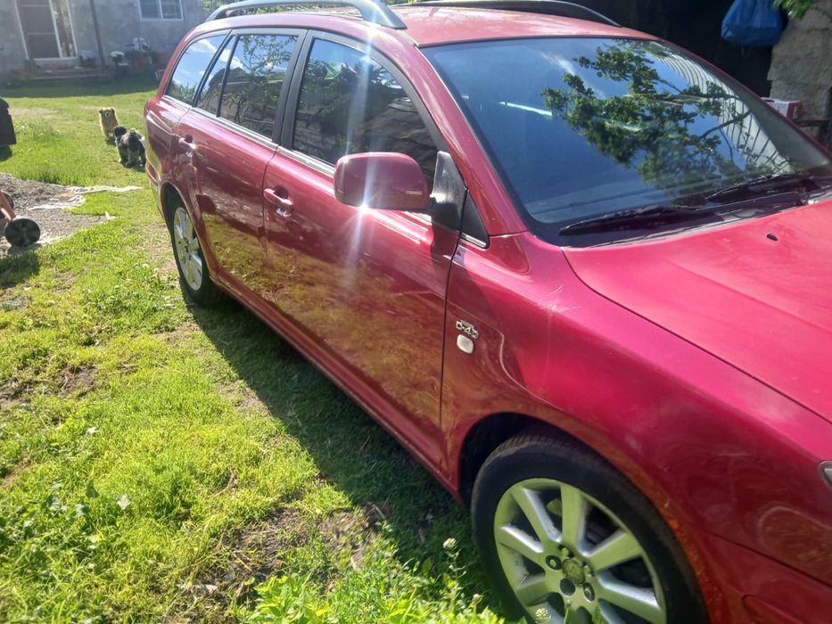 Vand toyota avensis
