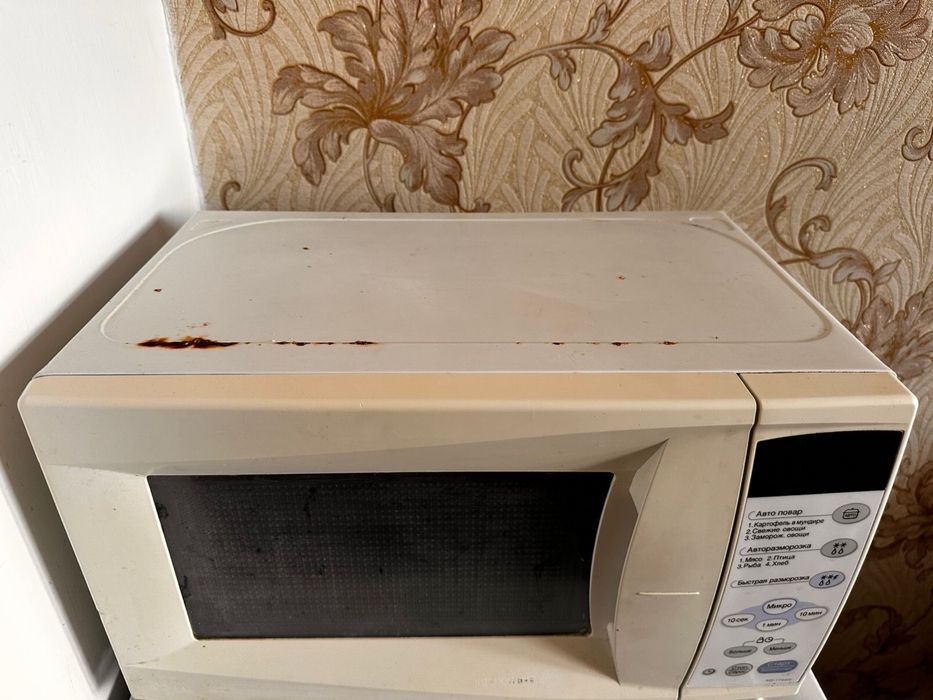 Продам микроволновую печь