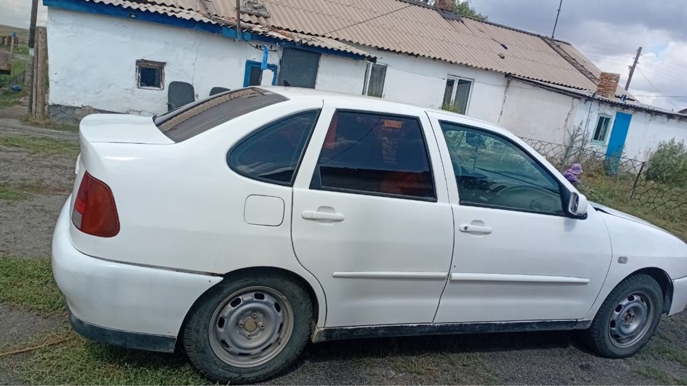 Volkswagen polo 2001 года