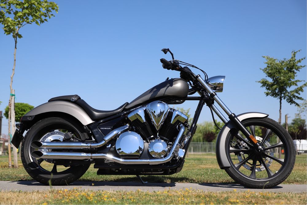 HONDA FURY 1300-2016-doar 8000 mile stare impecabila