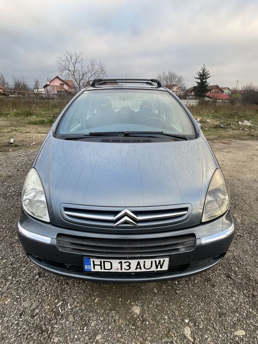 Vând Citroen XSARA Picasso