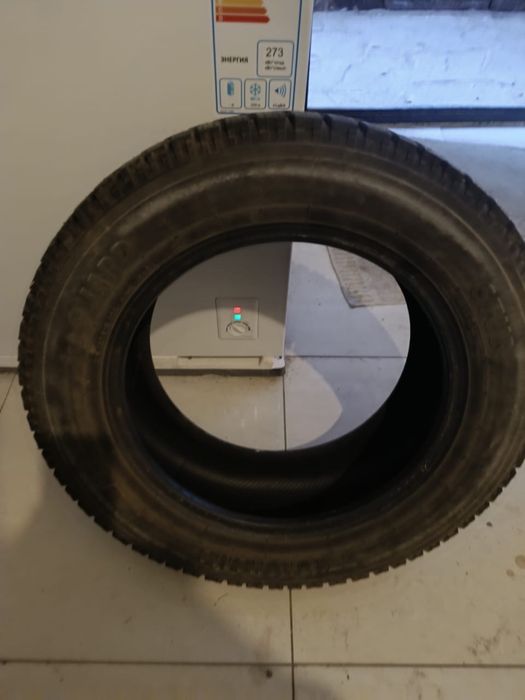 Зимние резины 215/60/16