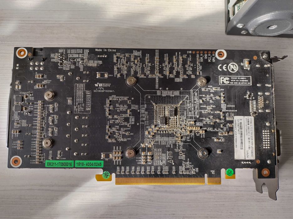 Компютър за игри - Lenovo M81 - Xeon (i7)/RAM 16GB/GTX 1060 3GB