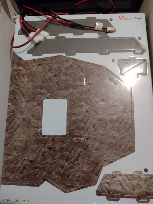 Светещ 3D пъзел - замък