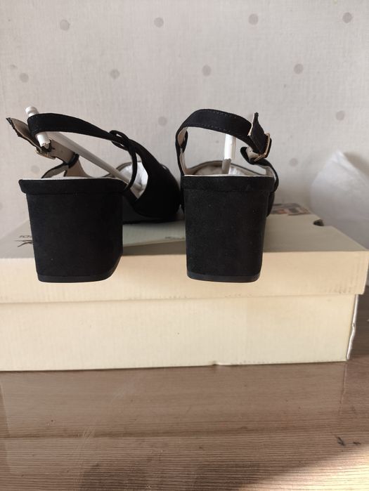 Босоножки женские 40 размер