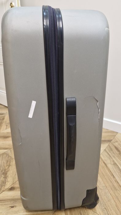 Чемодан XL және L