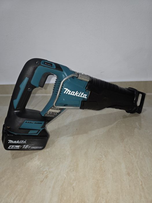 Fierastrau Sabie Makita DJR 187
