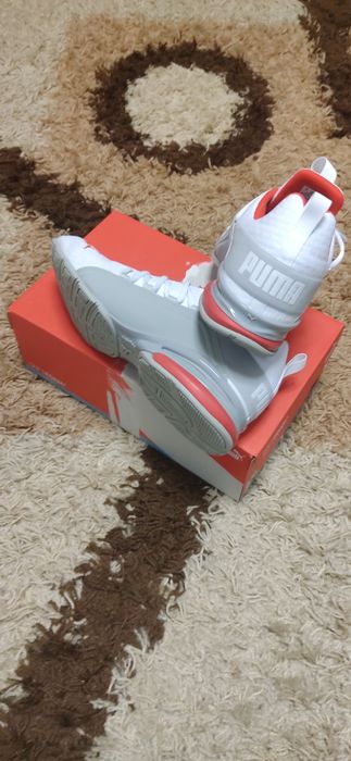 Adidași Puma  *noi