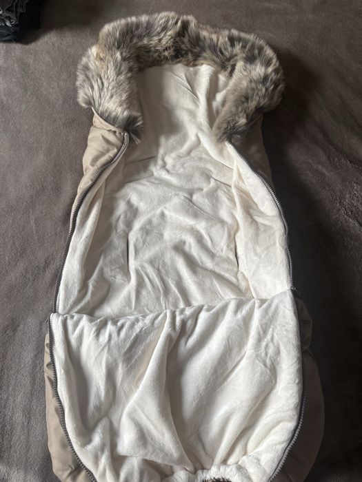 Чисто нов зимен чувал за количка на марката Jukki и Cybex