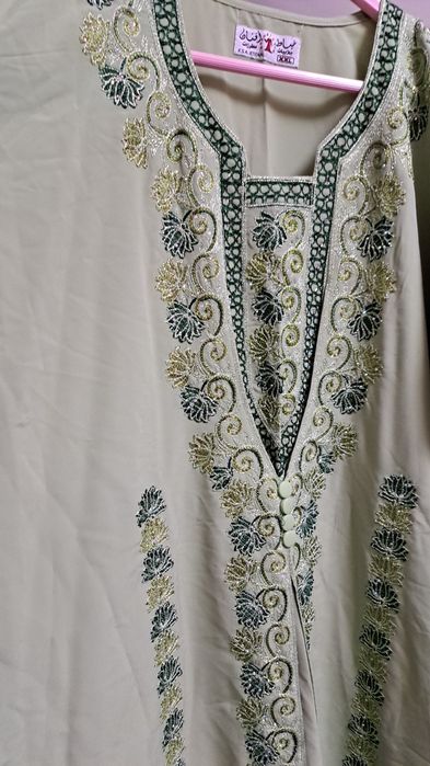 Платье новые привезли из Мекке