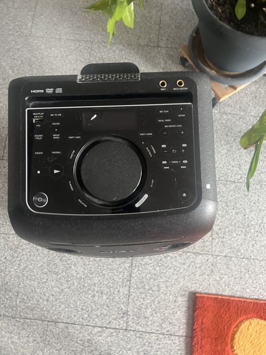 Vand boxa Sony MHC!