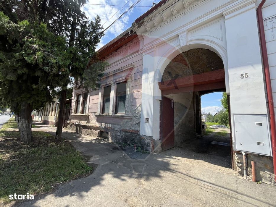 Casă / Vilă cu 5 camere de vânzare