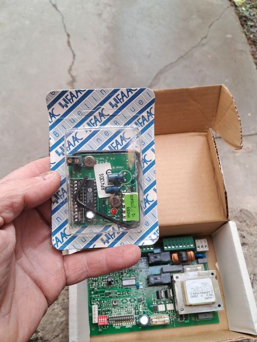 Placa electronica Faac poarta batente