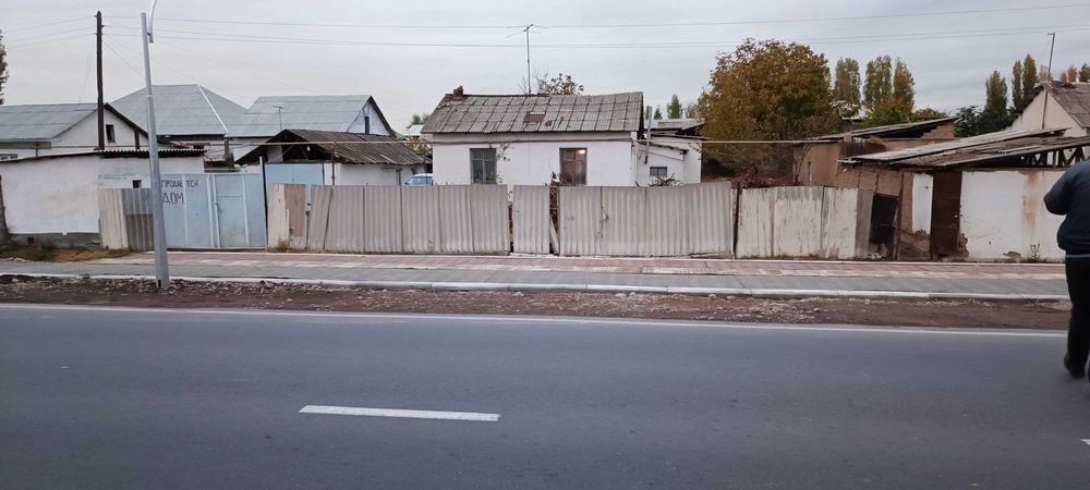 Шаҳардан 6 км йўл юзида 12 соток Food city Фудсити Авангард Ўртачирчиқ