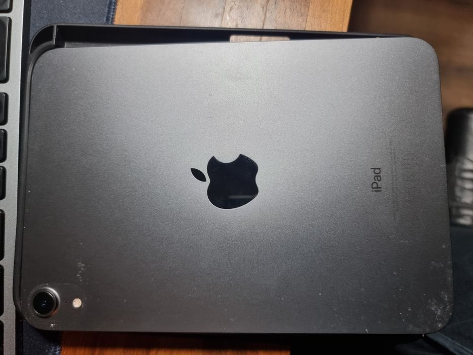 Ipad mini 6 8.3" (2021) 6th Gen  64 GB Wi-Fi