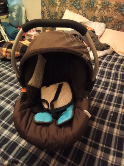 Подарявам бебешко кошче