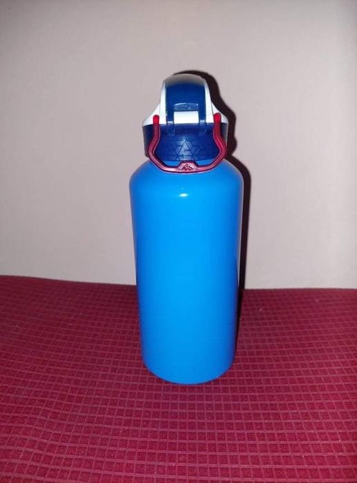 Спортна бутилка за преходи