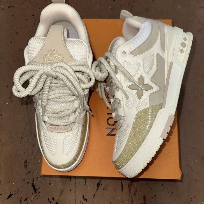Louis Vuitton LV