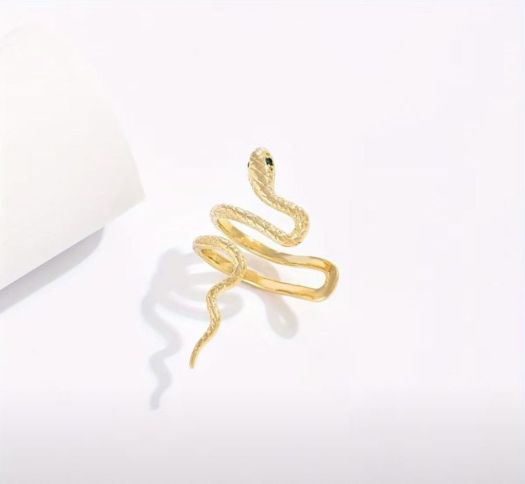 Дамски обеци за хрущял