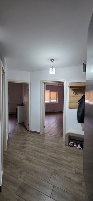 Inchiriez apartament cu 2 camere