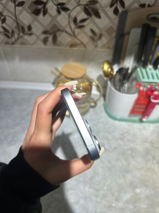 Iphone 16 pro max 512 гб ак92%