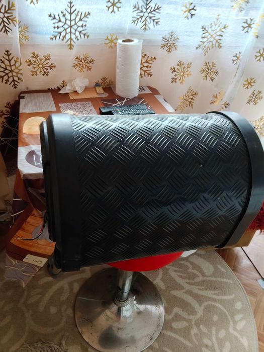 Авто касетофон JVC/bluethooth и баскаса thunder 12, запазени!