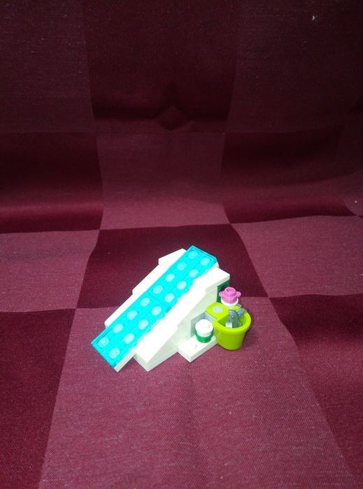 Продам конструктор лего