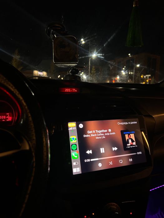 Продам машину Lifan x50