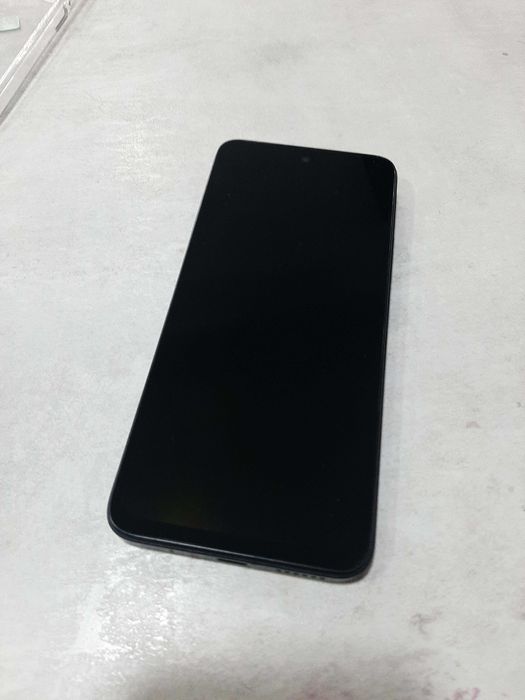 Redmi 13 , 128GB ,6 GB RAM.