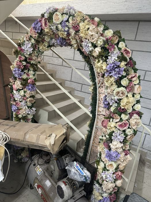 Продам двери окна стейшины цветы