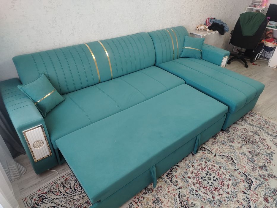 Продам диван в отличном состоянии