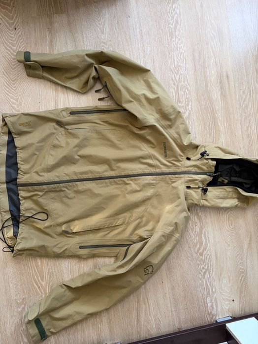 Norrona L forelhogna gore Tex paclite
