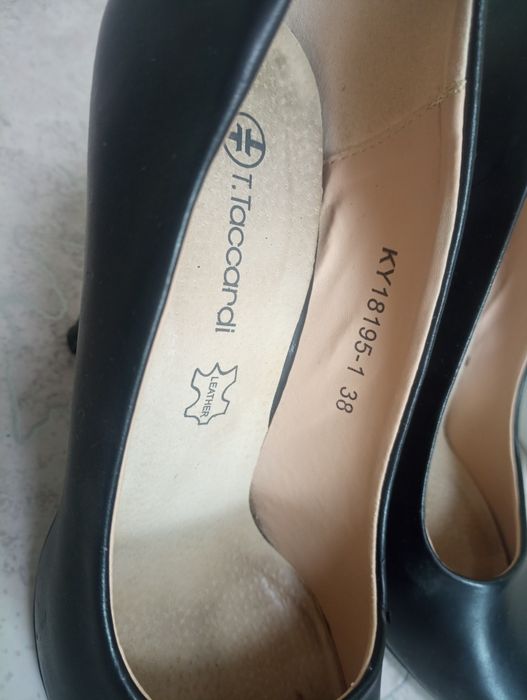 Продам туфли женские