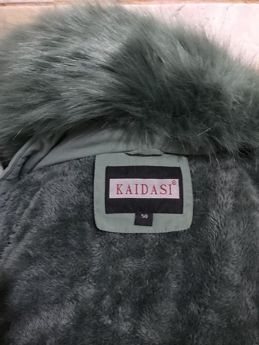 Geaca dama groasa cu glugă și guler blana