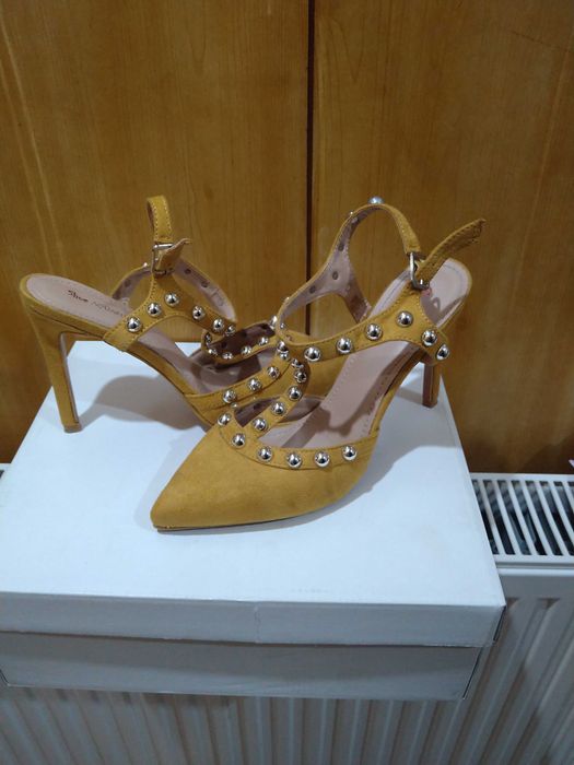 Дамски обувки 37 и 38 номер