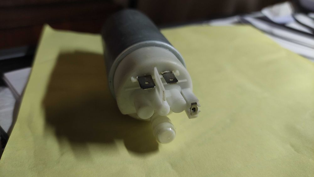 Горивна помпа за френски и немски коли 1995-2005г