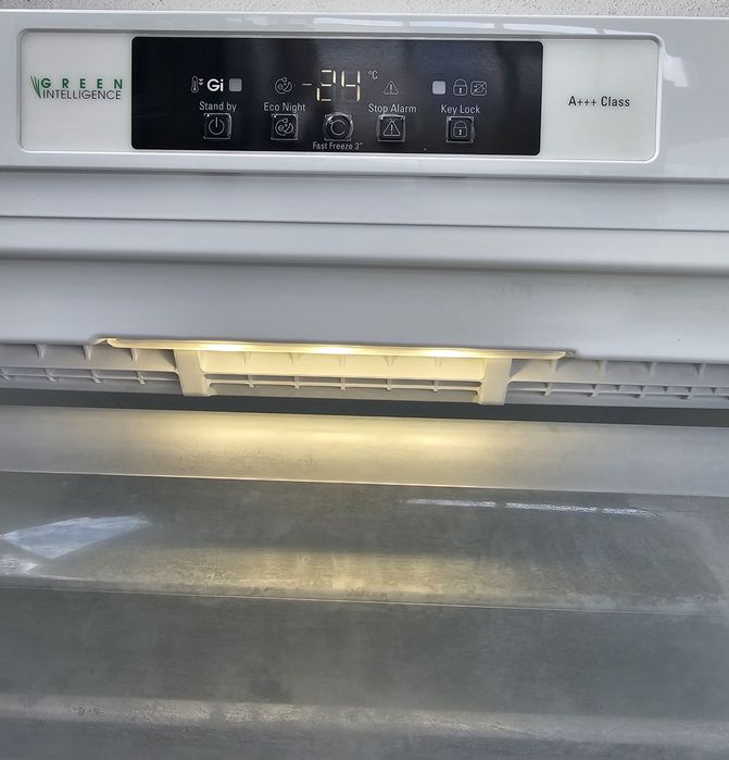 Фризер Bauknecht - no frost