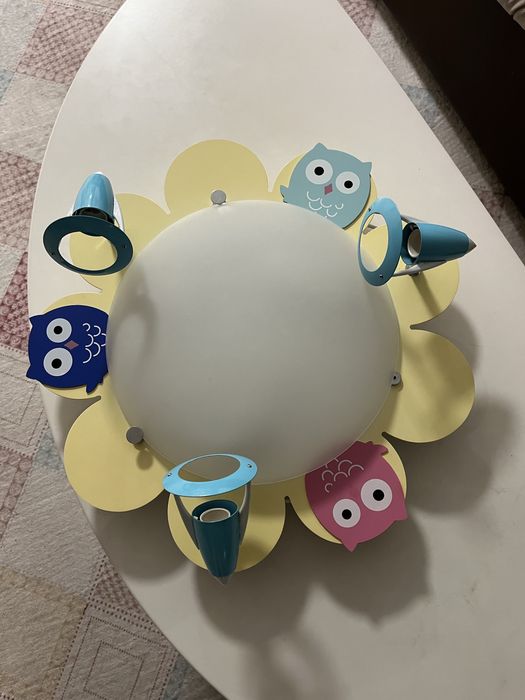 детски спот плафон