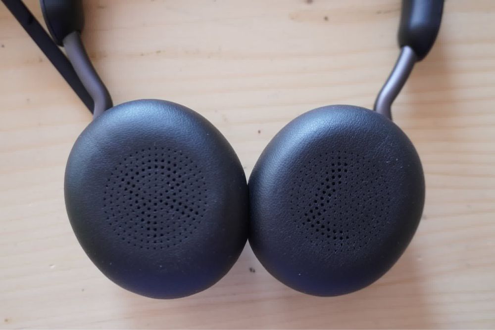 Професионални безжични слушалки Jabra Evolve2 65 – Като нови!